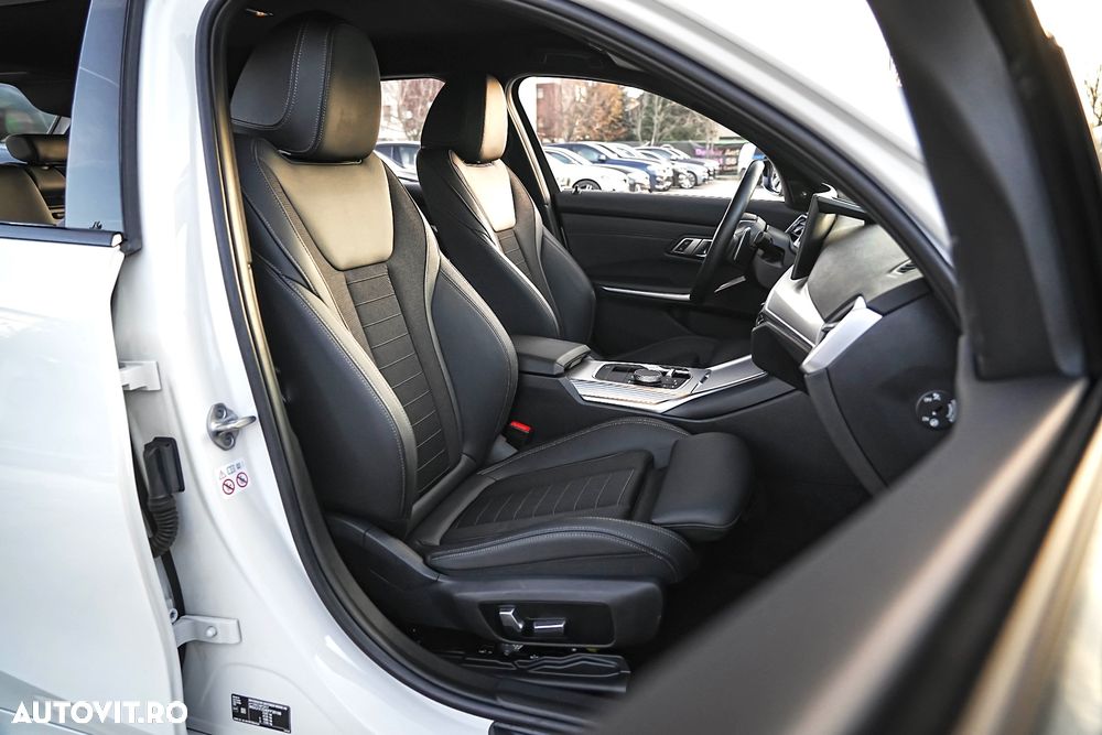 BMW Seria 3 320d Touring xDrive Aut. - 19