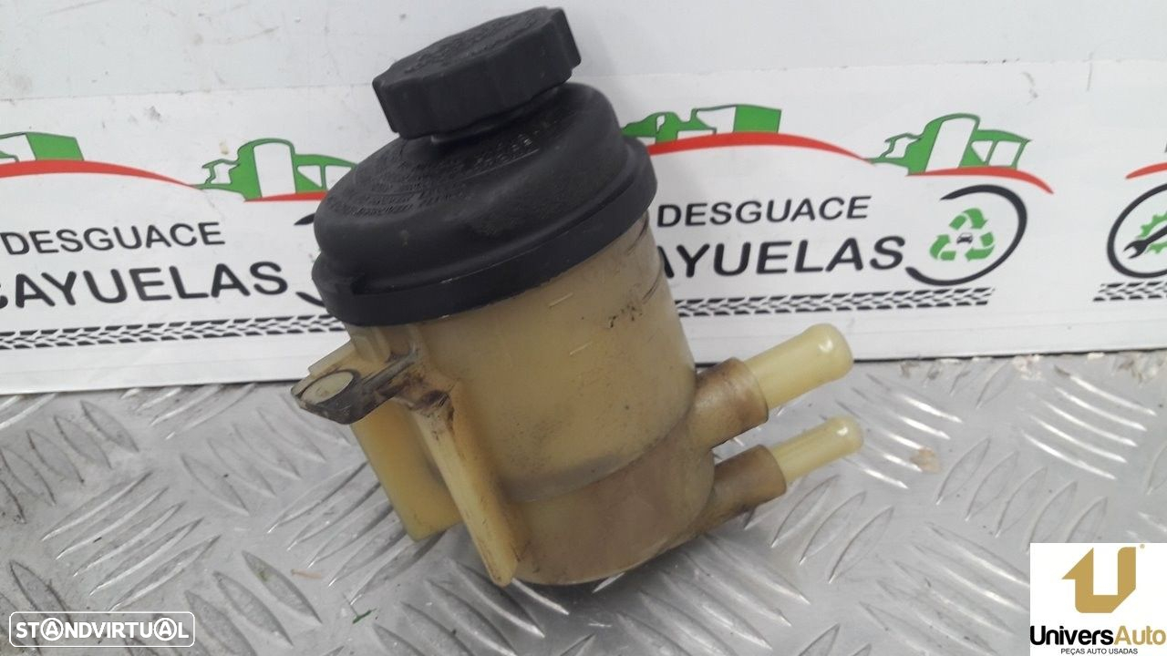 DEPOSITO SERVO HYUNDAI ELANTRA SEDAN 2001 - - 3