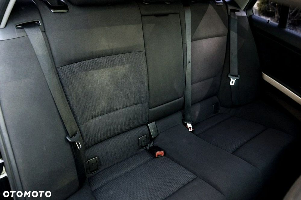 BMW Seria 3 318i - 21
