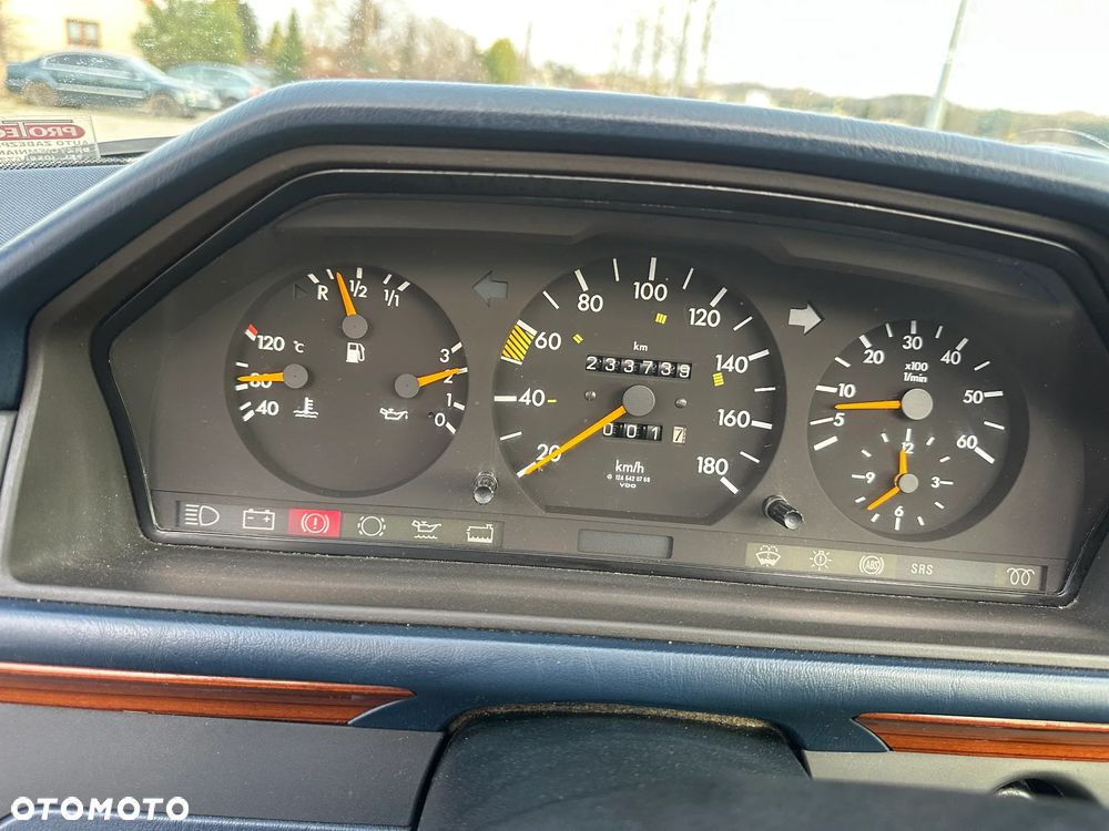 Mercedes-Benz Klasa E - 30