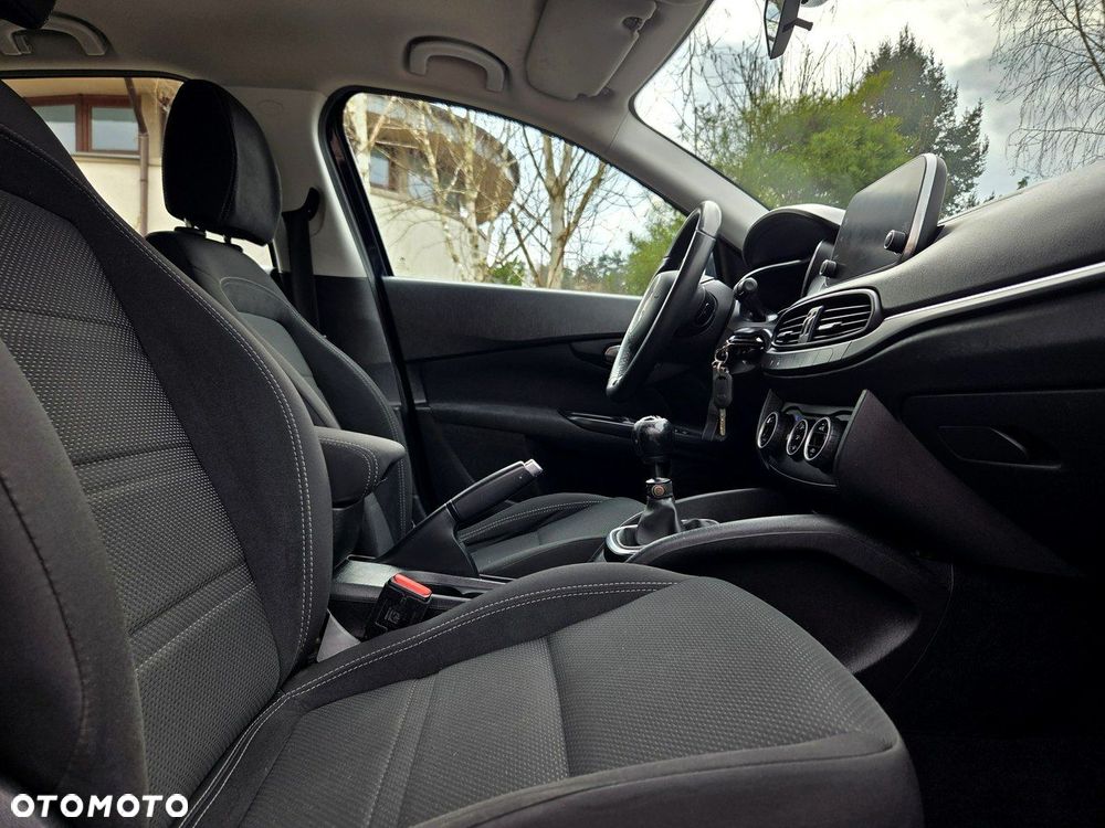 Fiat Tipo 1.4 T-Jet 16v Lounge EU6 - 5