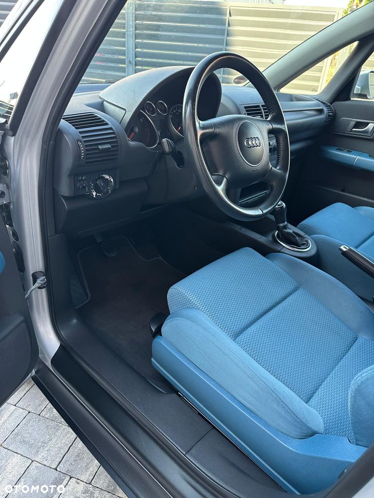 Audi A2 1.4 - 15