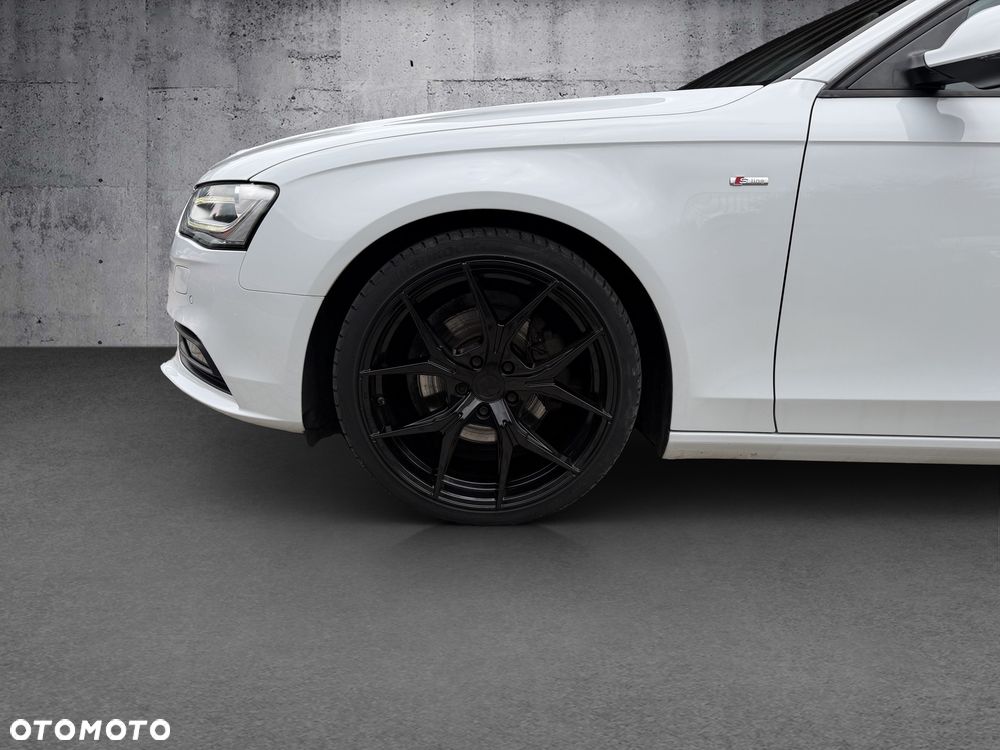 Audi A4 Avant 2.0 TDI DPF quattro S tronic S line Sportpaket - 9