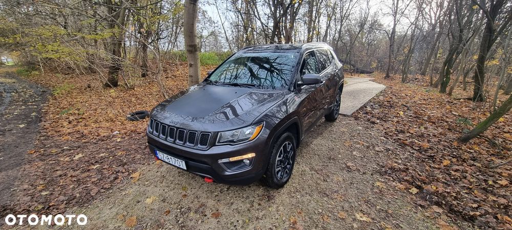 Jeep Compass - 1