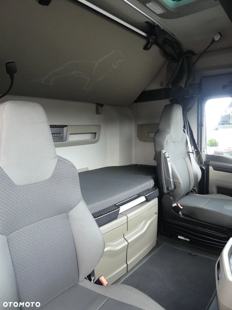 MAN TGX 18.470 / EURO 6 / LOW DECK / EURO 6 / AUTOMAT / - 31