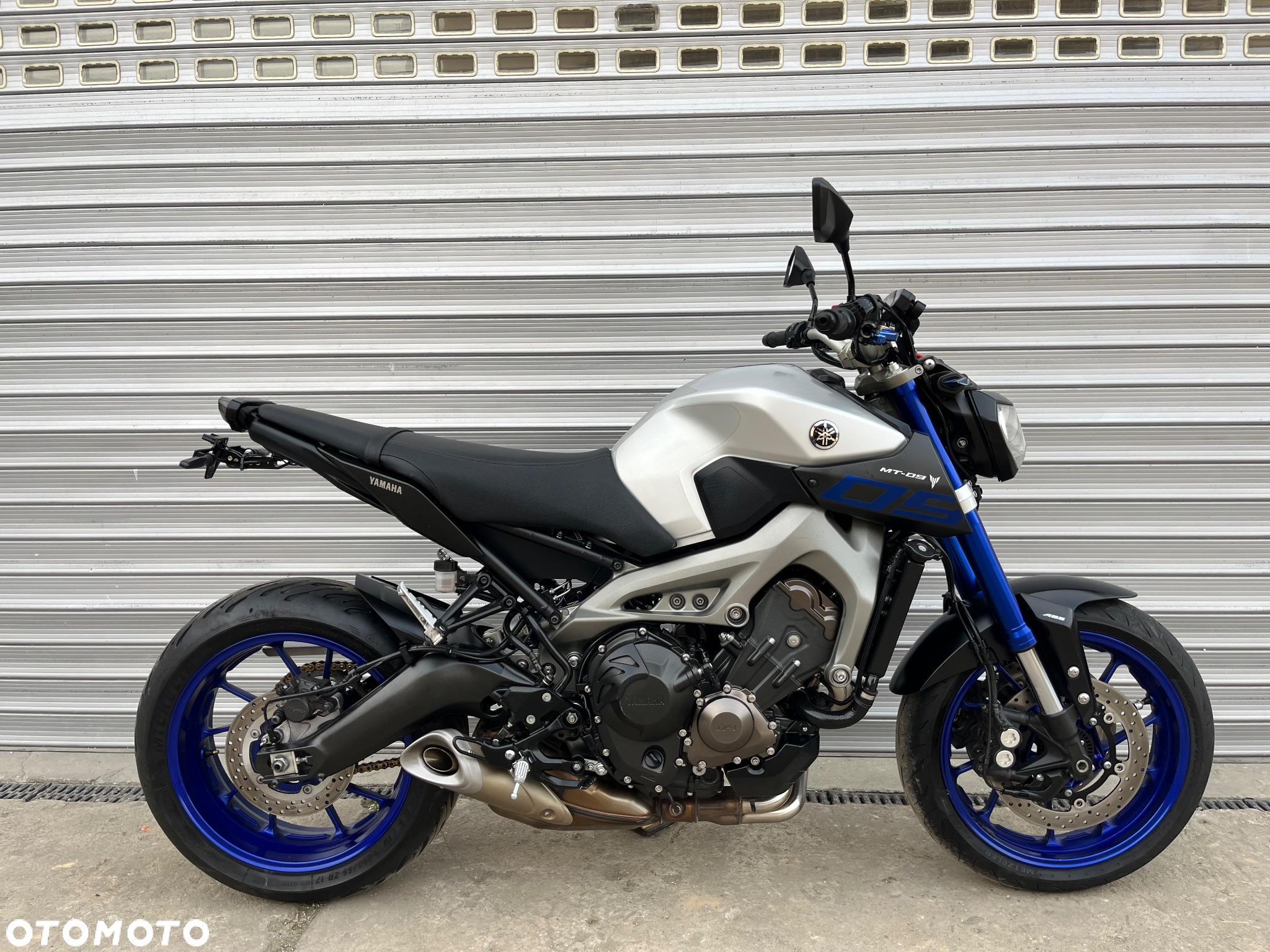 Yamaha MT - 24