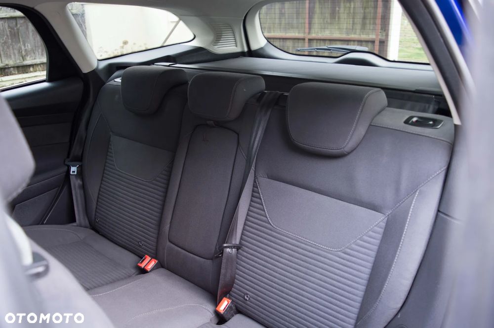 Ford Focus - 32
