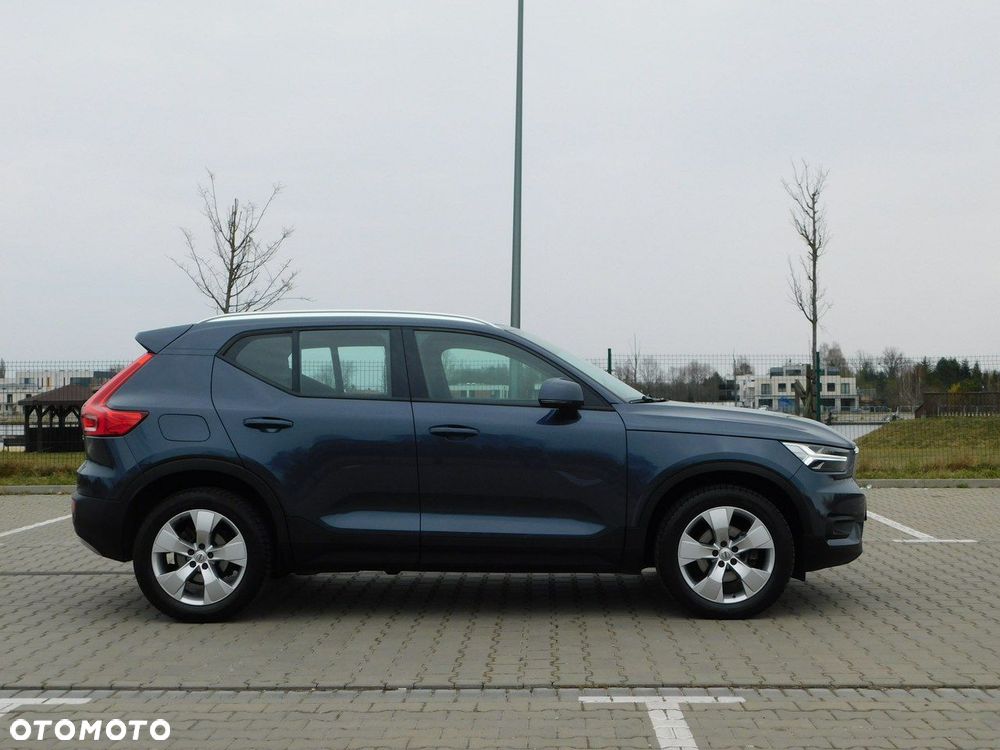 Volvo XC 40 D3 Momentum - 4