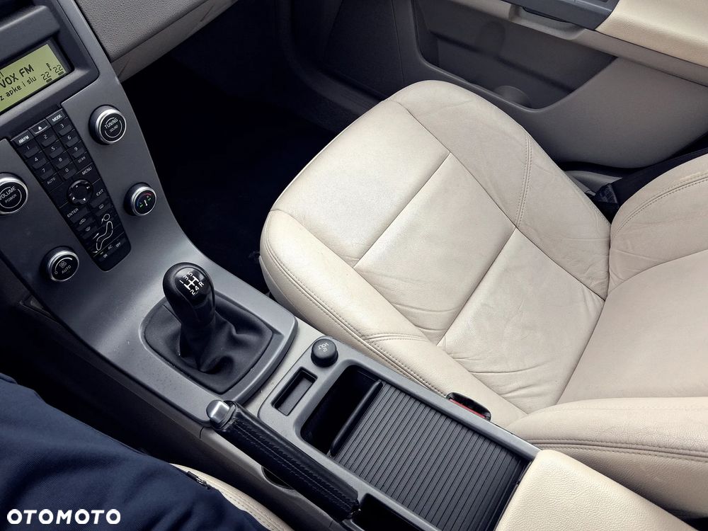Volvo S40 1.8 Momentum - 27