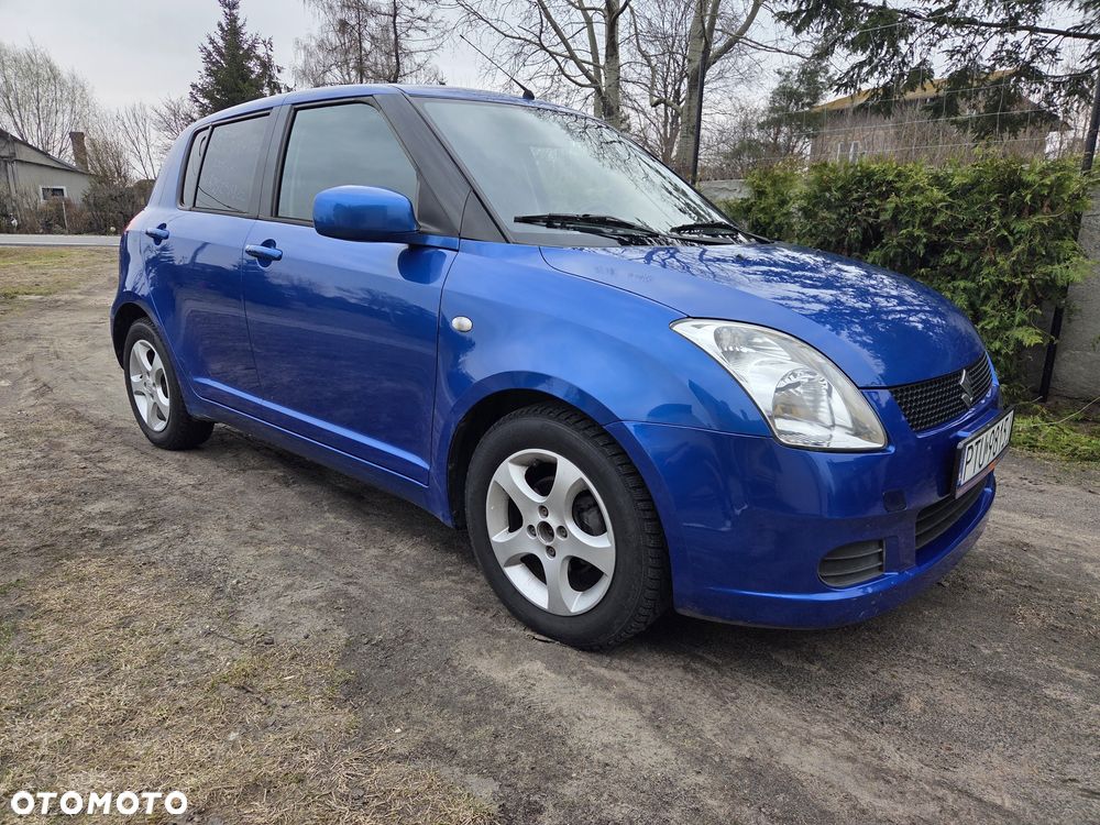 Suzuki Swift - 4