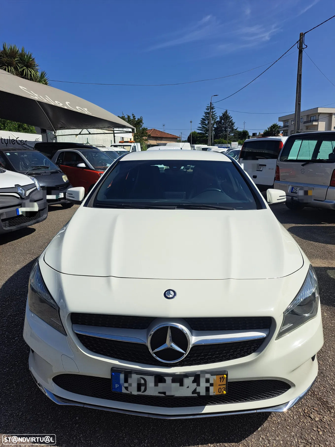 Mercedes-Benz CLA 180 d Shooting Brake Urban - 2