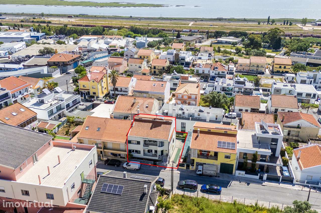 Moradia T5 Bobadela - Grande imagem: 4/35