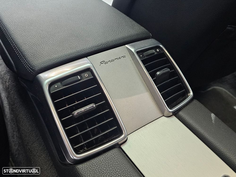 Porsche Panamera Platinum Edition - 27