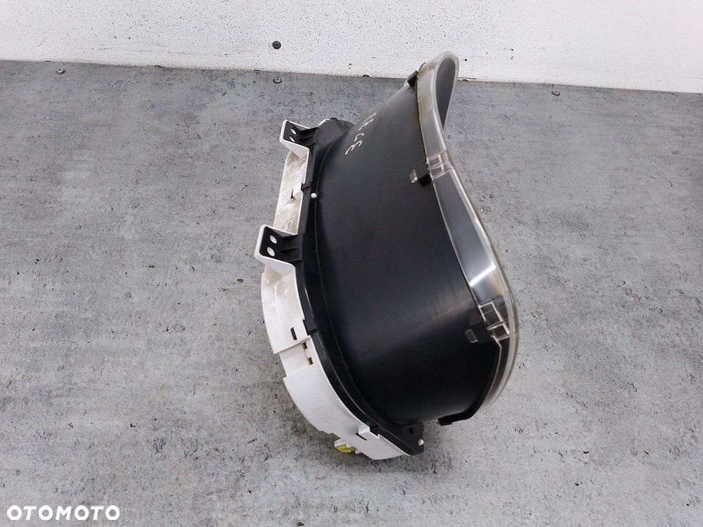 LICZNIK SUBARU FORESTER III 85002SC350 2.0 D - 5