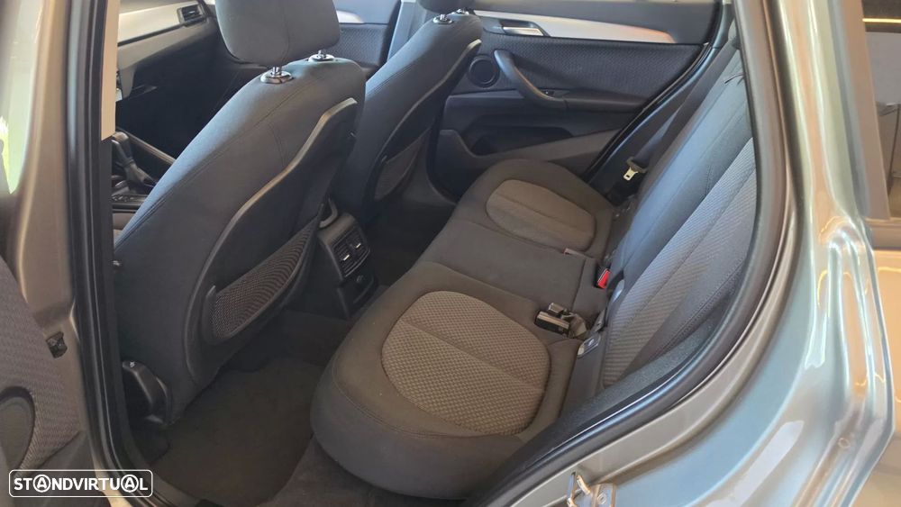 BMW X1 18 d sDrive Auto - 48