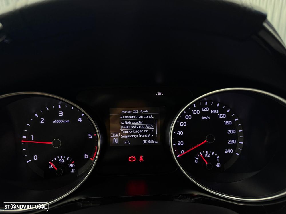 Kia Ceed SW 1.6 CRDi MHEV Drive - 18