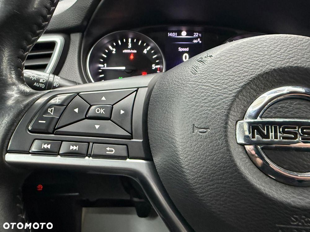 Nissan Qashqai 1.5 dCi Tekna EU6 - 16
