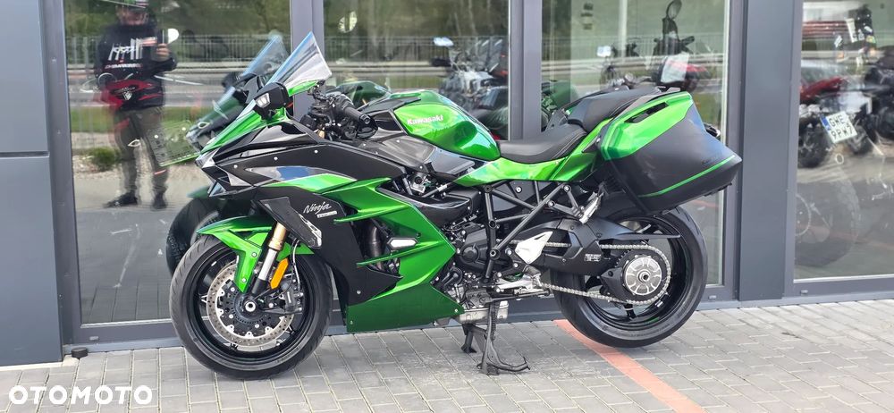 Kawasaki Ninja H2 SX - 27