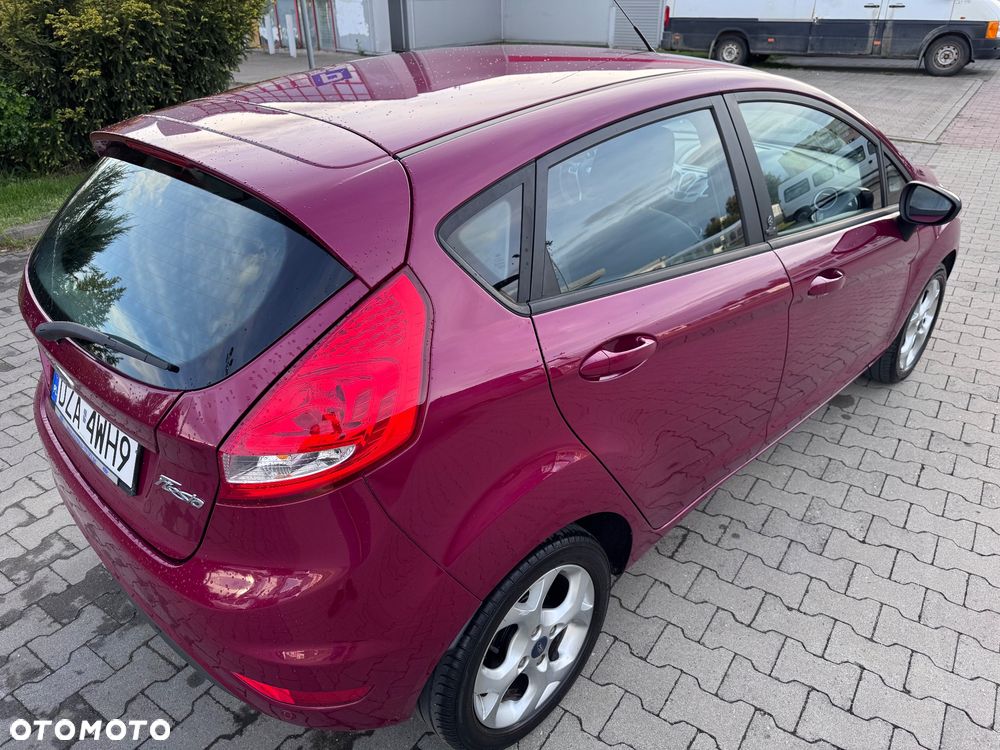 Ford Fiesta 1.25 Champions Edition - 30