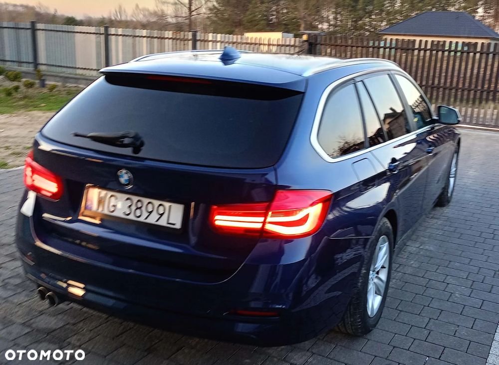 BMW Seria 3 320d Sport - 5