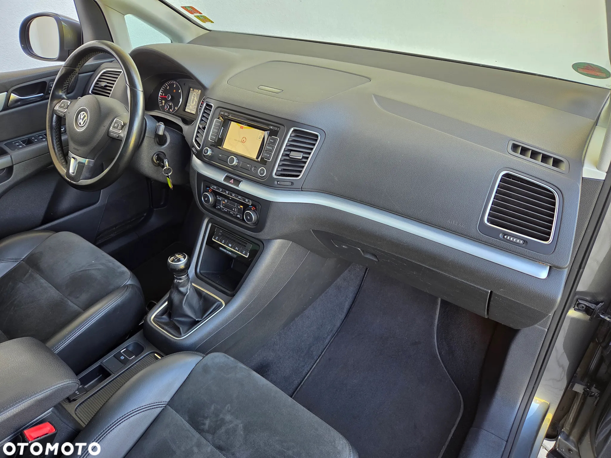 Volkswagen Sharan - 10