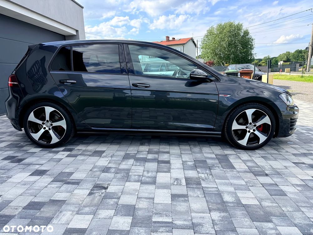 Volkswagen Golf GTI BlueMotion Technology - 19