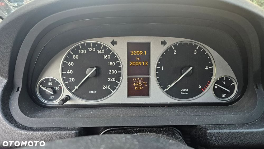 Mercedes-Benz Klasa B 180 CDI - 8