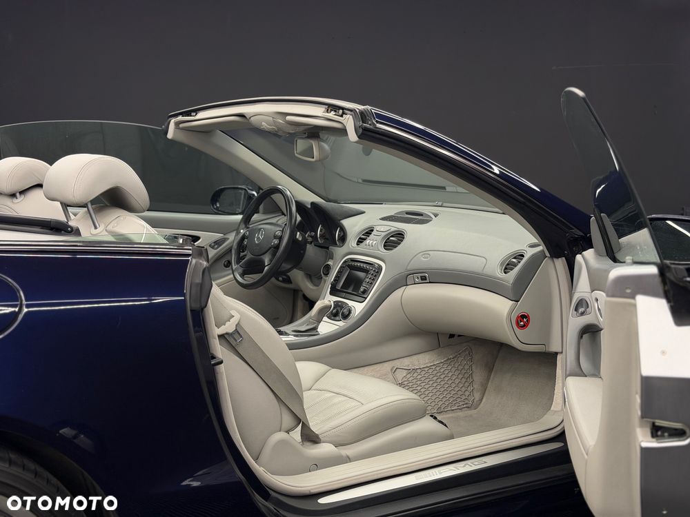 Mercedes-Benz SL 55 AMG - 12