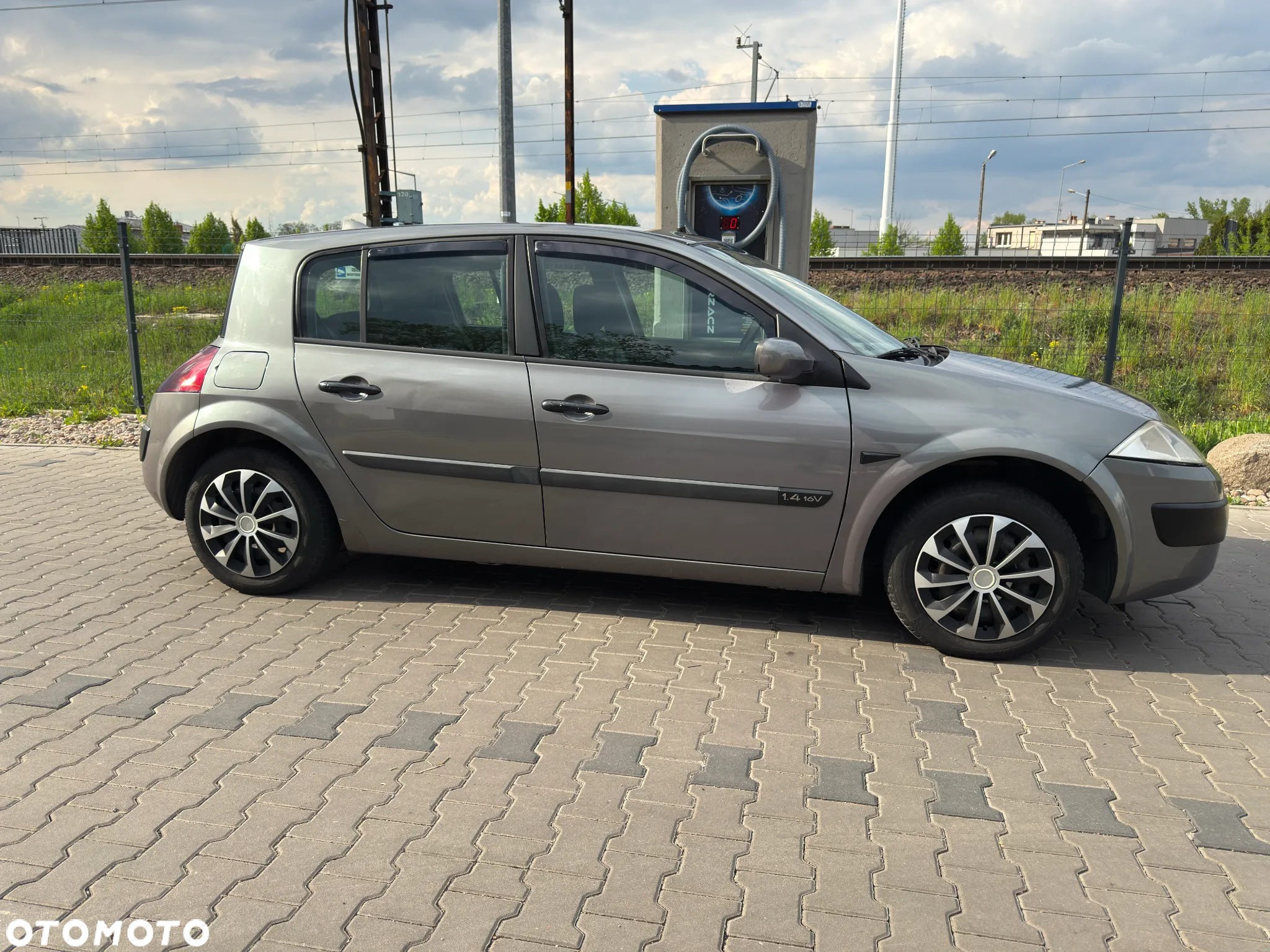 Renault Megane II 1.4 Confort Dynamique - 6