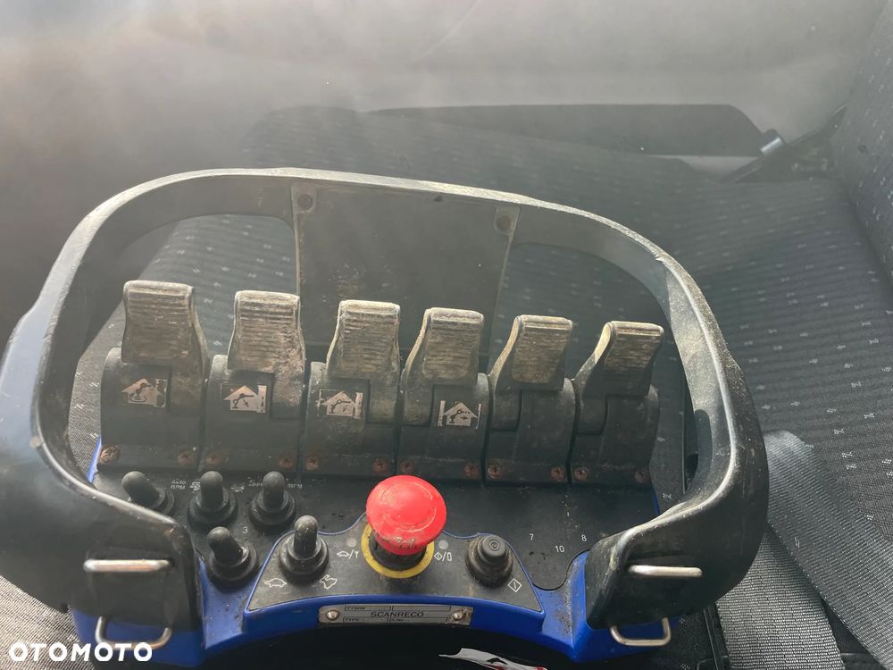 Mitsubishi Canter 7C18 - 16