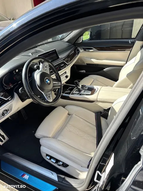 BMW Seria 7 750Li xDrive - 6