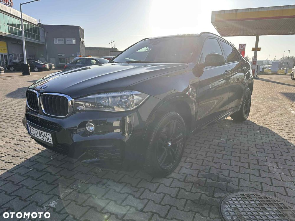 BMW X6 xDrive35i - 16