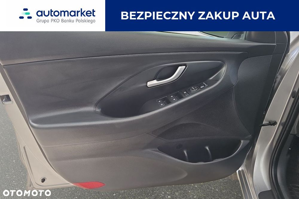 Hyundai i30 1.5 DPI Smart - 11