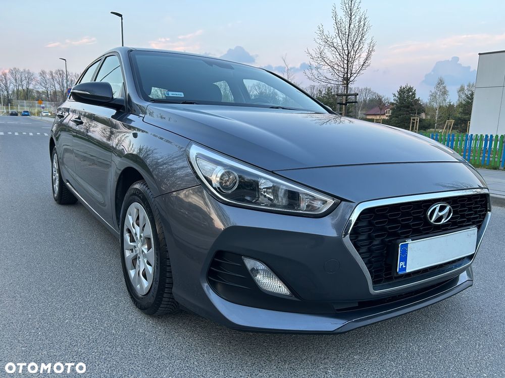 Hyundai i30 1.4 Classic + - 9
