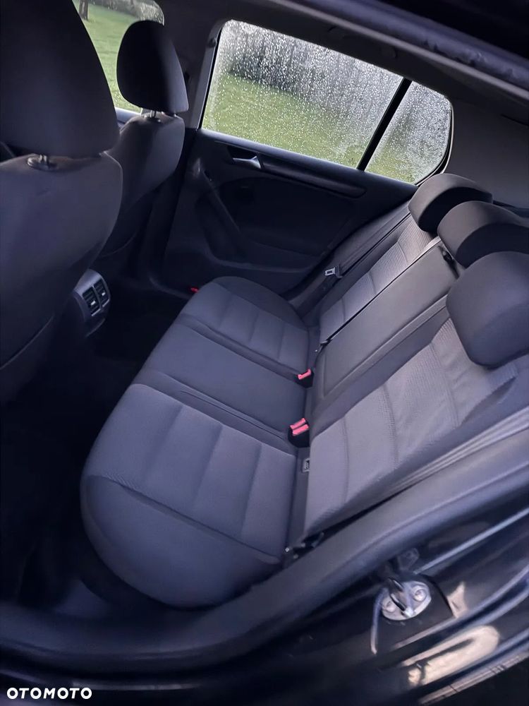 Volkswagen Golf 1.6 TDI BlueMotion Technology Comfortline - 4