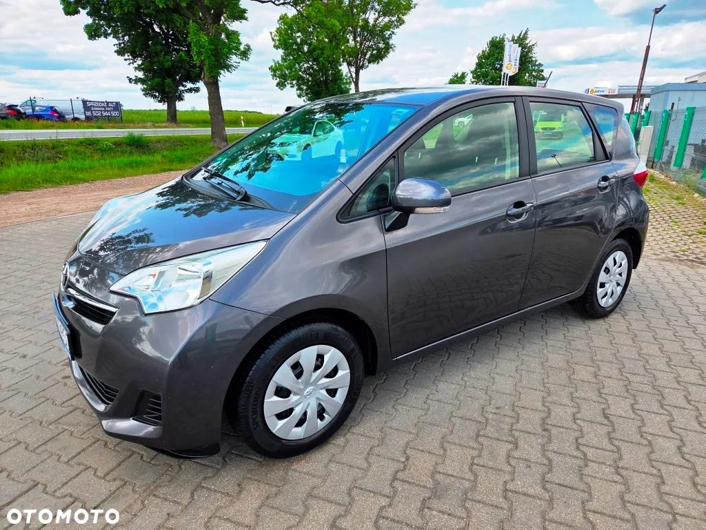 Toyota Verso S 1.33 Premium - 18