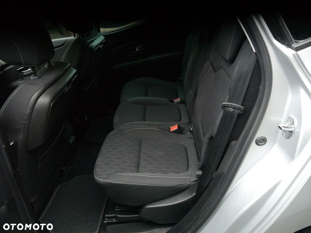 Renault Scenic ENERGY TCe 140 EDC LIMITED - 28