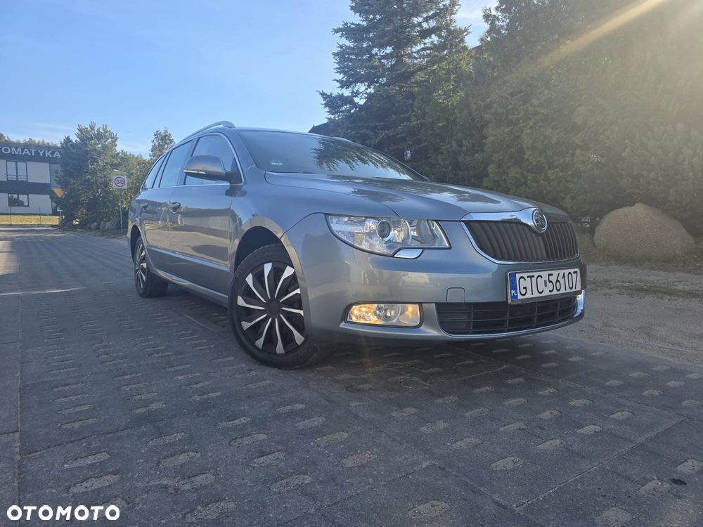 Skoda Superb 1.8 TSI Comfort DSG - 2