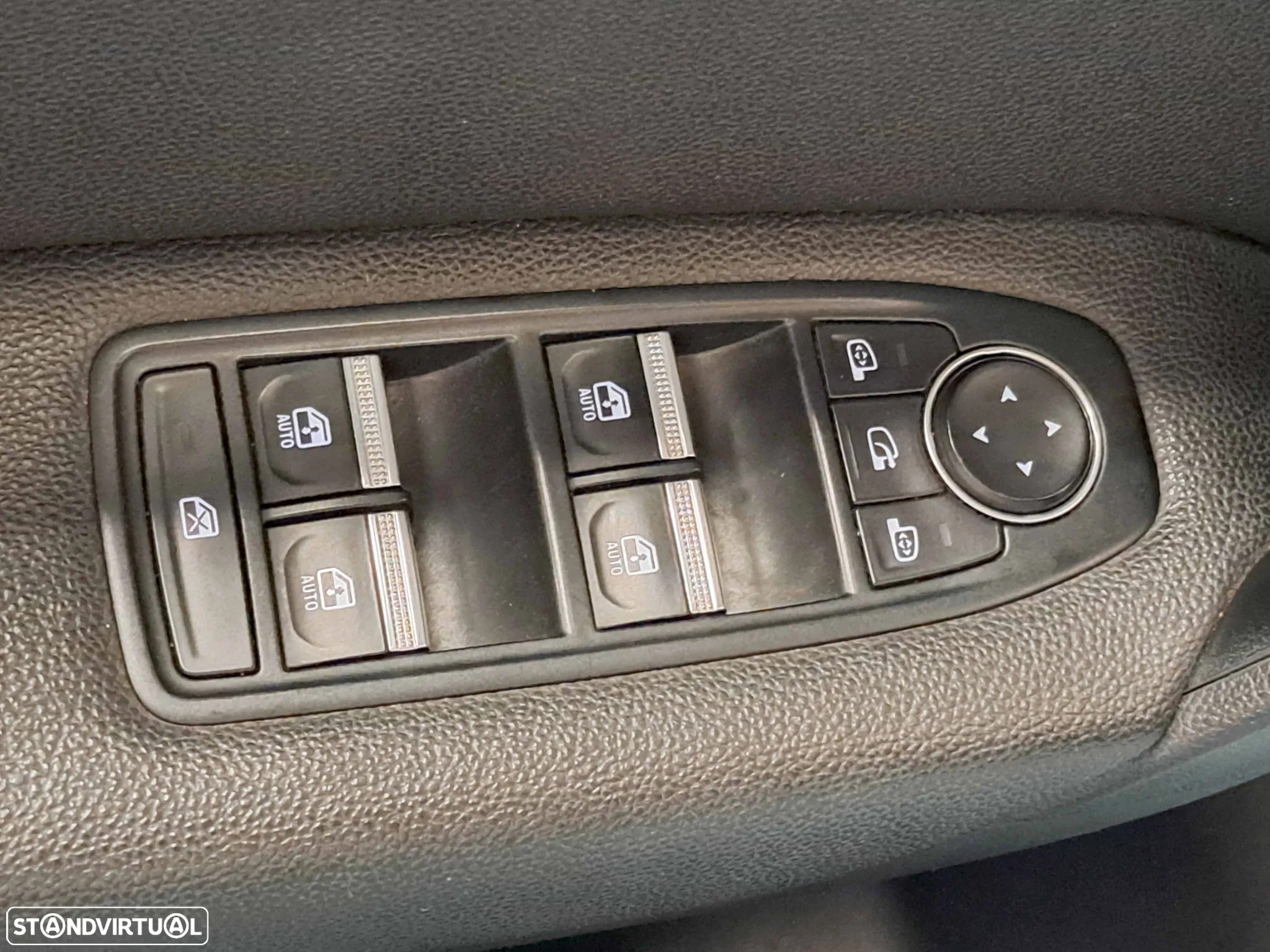 Renault Captur 1.5 dCi Exclusive EDC - 11