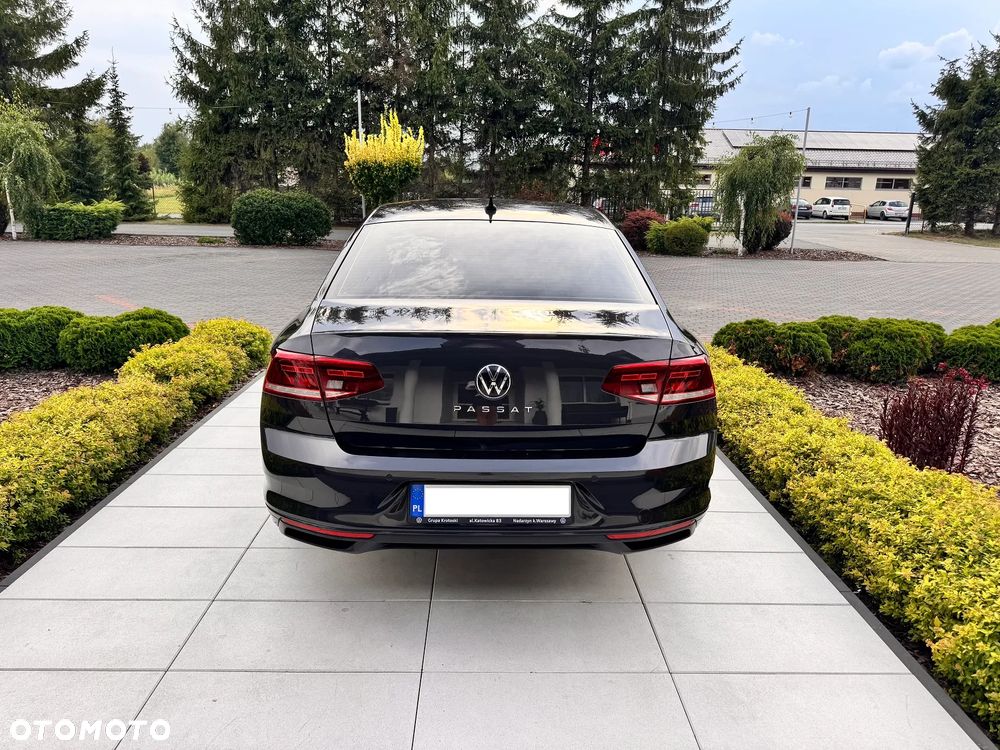 Volkswagen Passat - 6