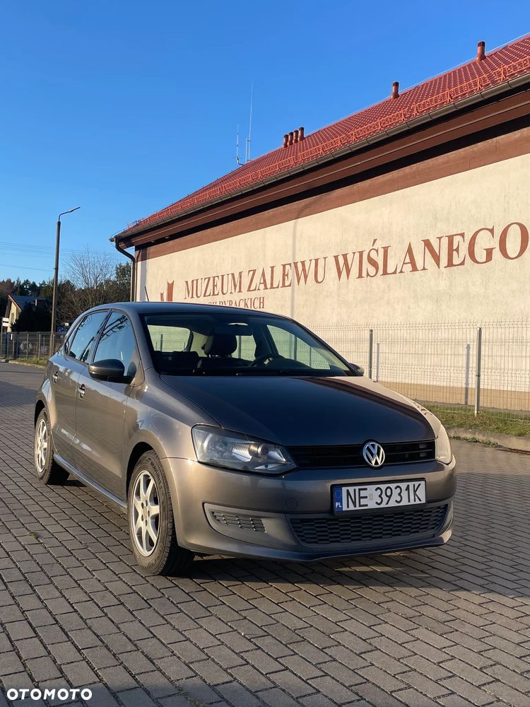 Volkswagen Polo - 1
