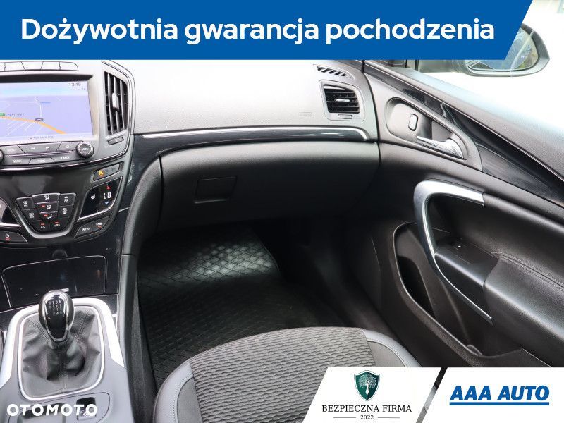 Opel Insignia - 10