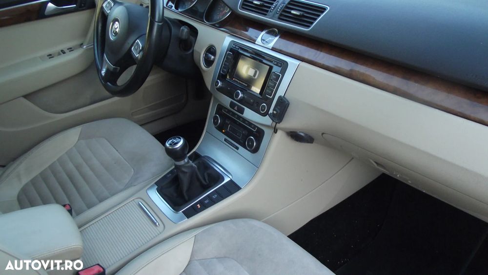 Volkswagen Passat 1.6TDI BlueMotion Tehnology Comfortline - 5