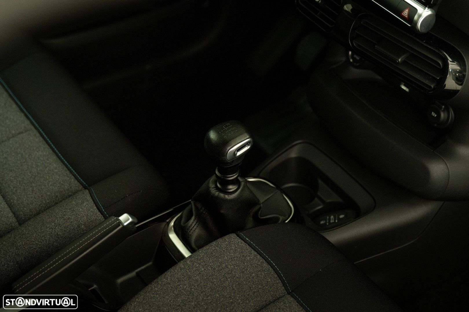 Citroën C4 Cactus 1.2 PureTech Shine Pack - 22