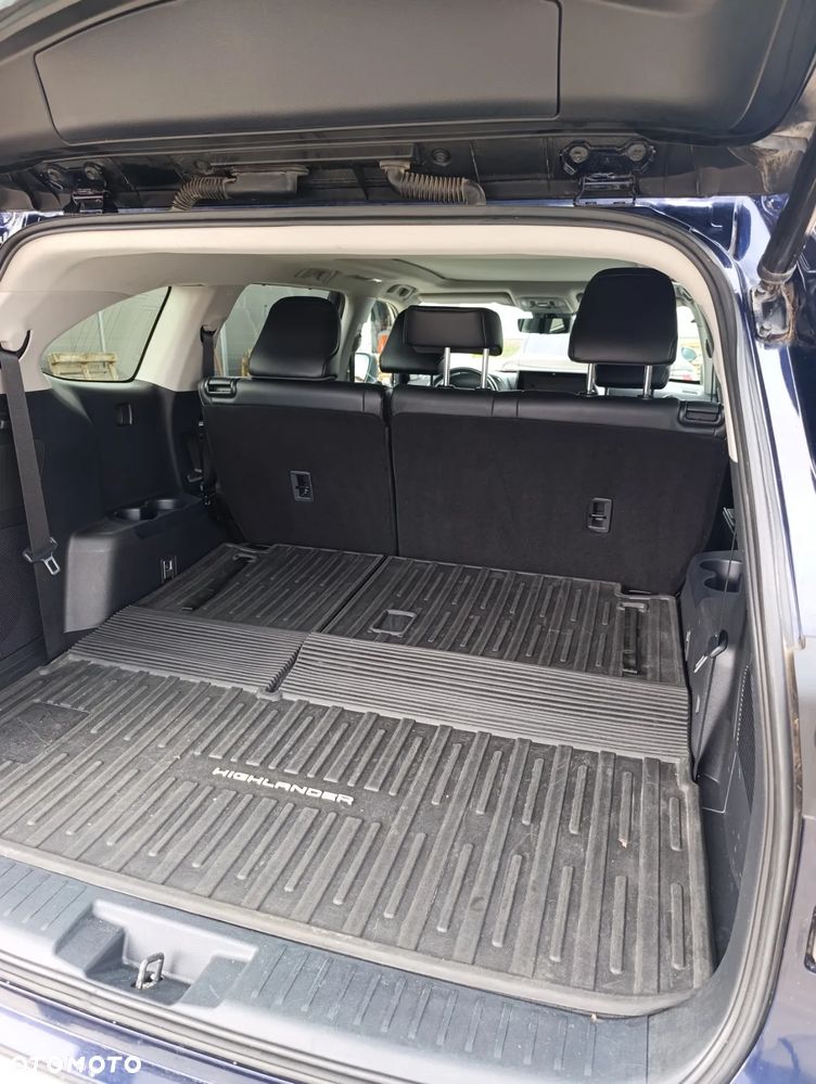 Toyota Highlander 2.5 Hybrid Executive - 10