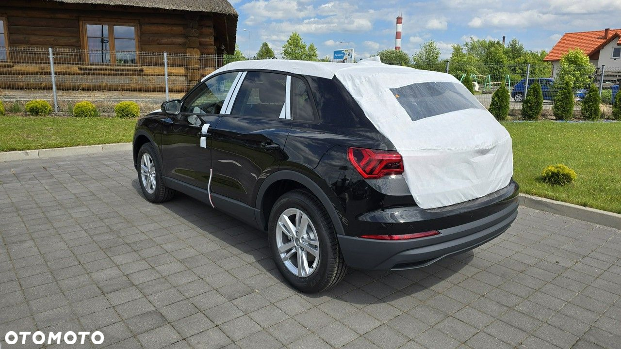 Audi Q3 35 TFSI S tronic - 4