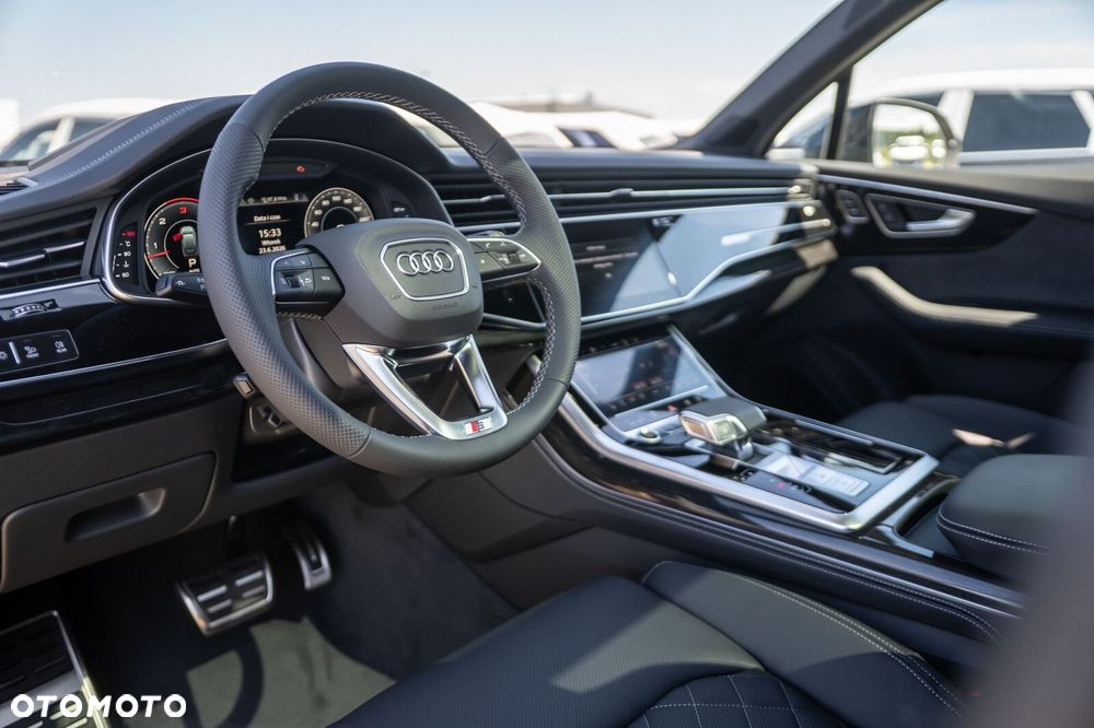 Audi Q7 - 16