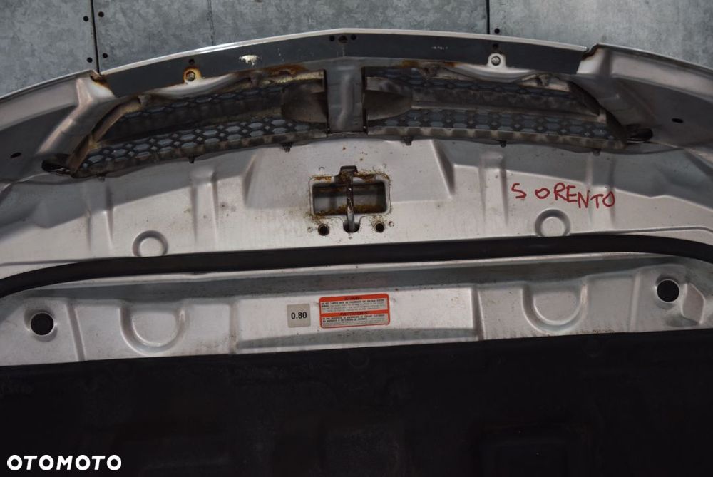 KIA SORENTO MASKA GRILL KPL. - 19