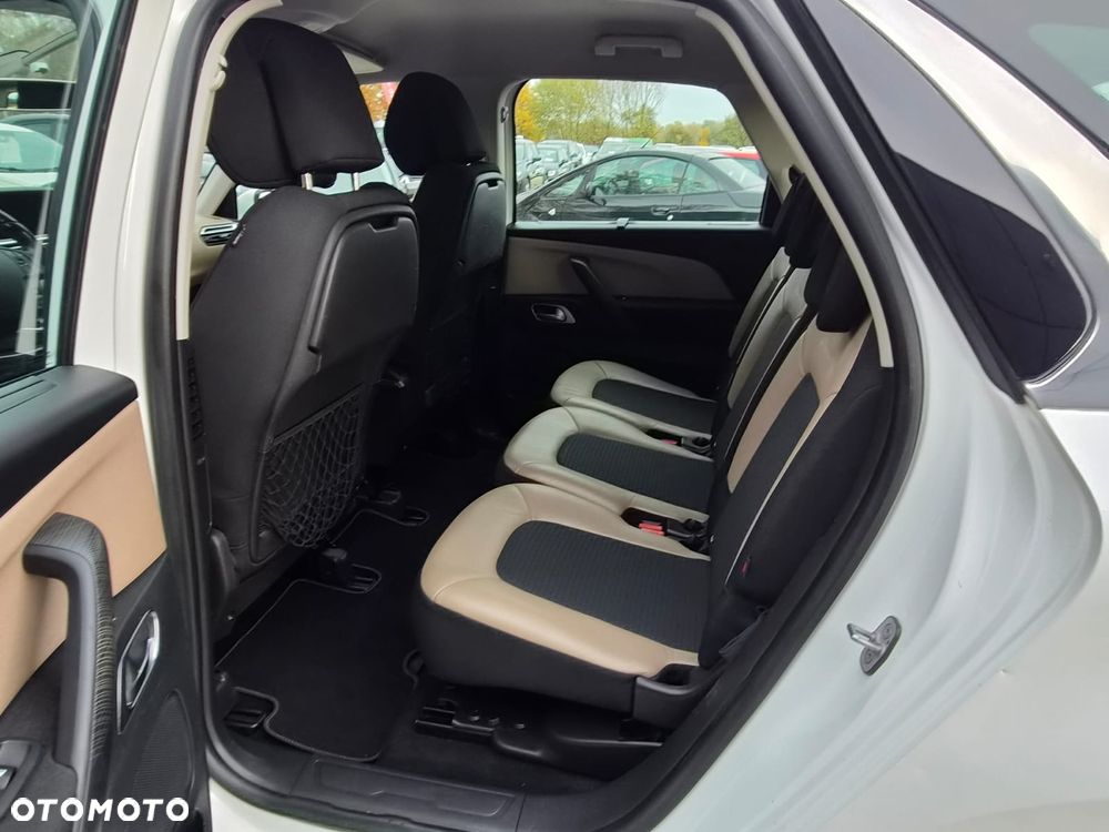 Citroën C4 Picasso e-HDi 115 Attraction - 29