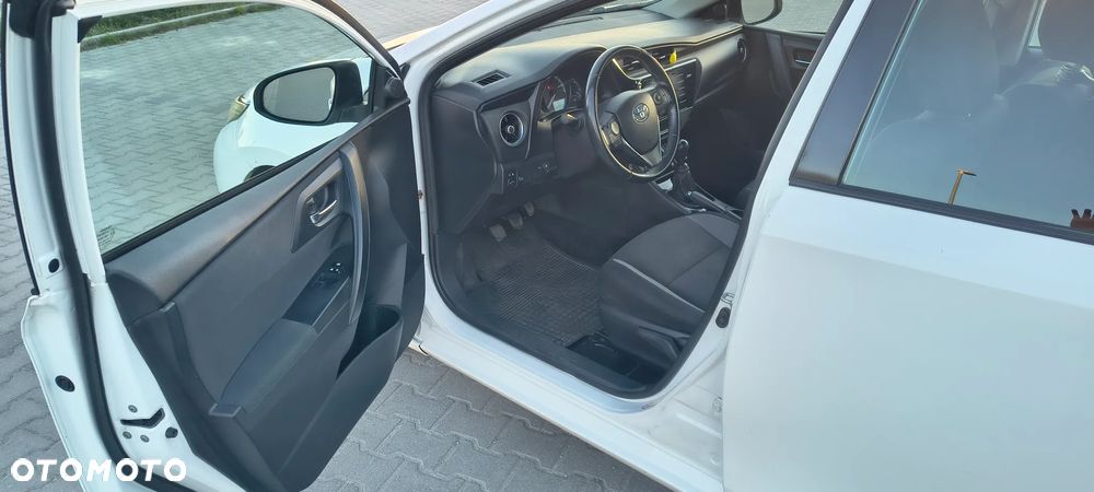 Toyota Auris 1.6 Active - 9